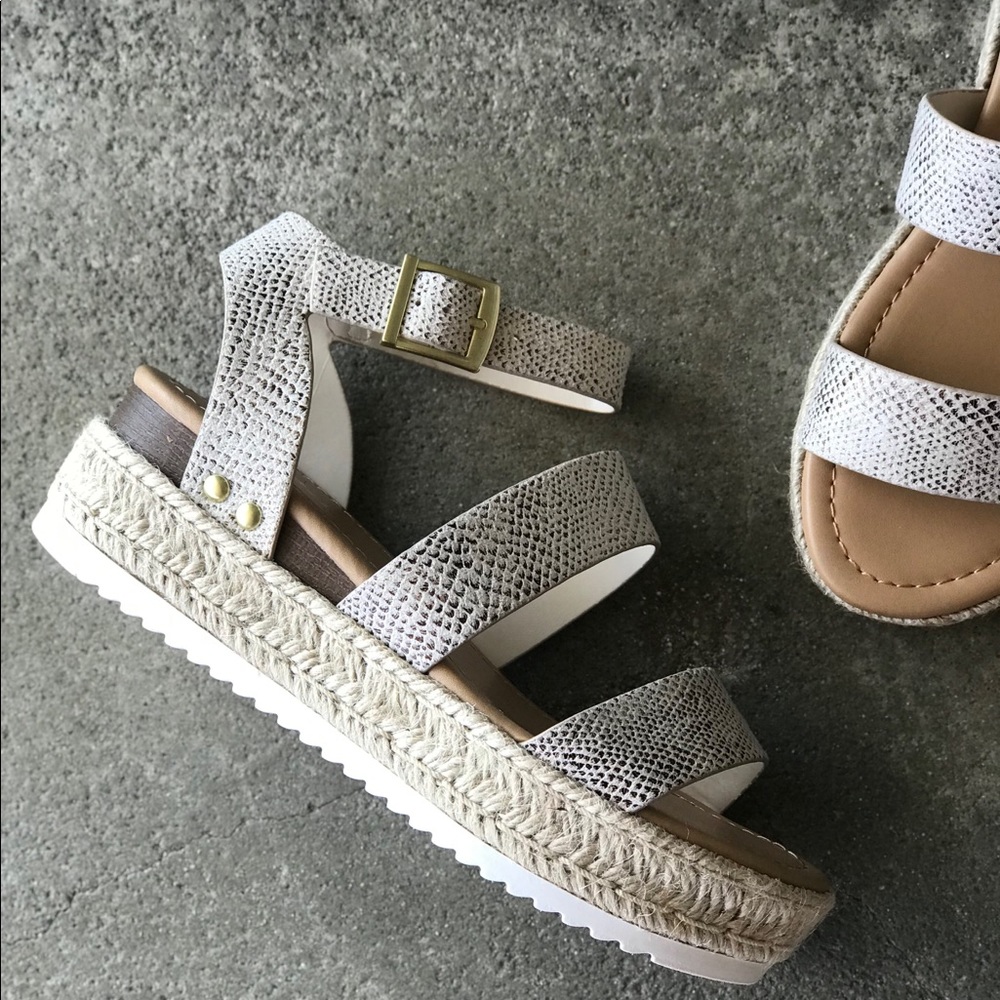 Soda Bryce Snake Print Espadrille Platform Sandals - Picture 6 of 10